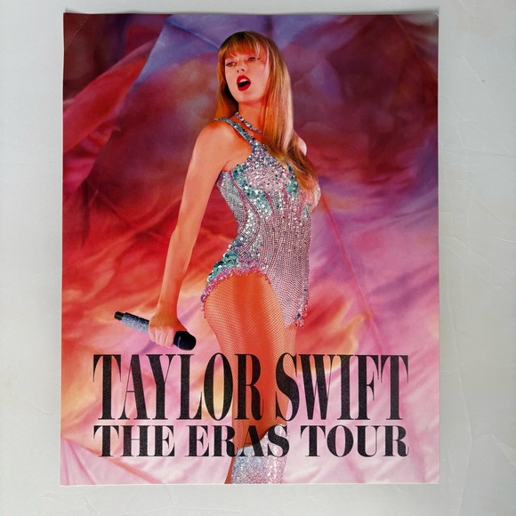 Taylor Swift The Eras Tour Movie Posters + SURPRISE GIFT | AMC Exclusive - Picture 3 of 12